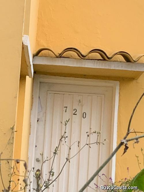 Casa lote esquinera para construir un edificio. En Chipre Manizales Caldas .