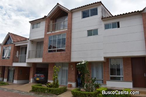 CASA EN CONJUNTO FLORIDA 1