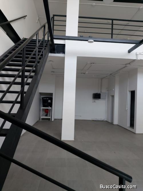 LOCAL 77 METROS MAS MEZZANINE chia centro terminal de trasporte 
