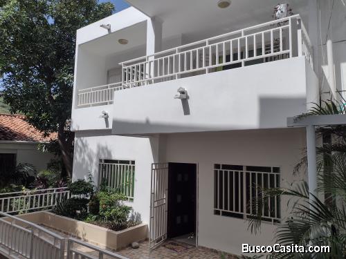 Casa de 2 Pisos en el Rodadero, Santa Marta
