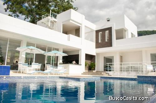 FINCA EN ALQUILER EL RODEO TOTAL PRIVACIDAD CON BBQ Y PISCINA