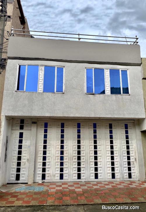 SE ARRIENDA APARTAMENTO EN EL MORISCO BOGOTA 