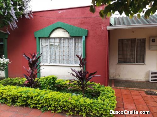 Se vende casa en Acacias Sector Mancera