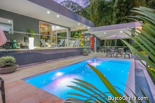 ALQUILO FINCA EL BOSQUE, VIA PIEDECUESTA GUATIGUARA SECTOR PRIVADO