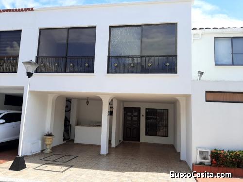 VENDO CASA BARRIO LA HACIENDA UNIDAD CERRADA