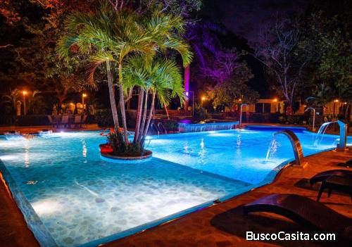 OFREZCO FINCA LAS LUCES EN LA MESA DE LOS SANTOS