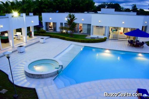 Finca disponible en alquiler para temporada los olivos los espera