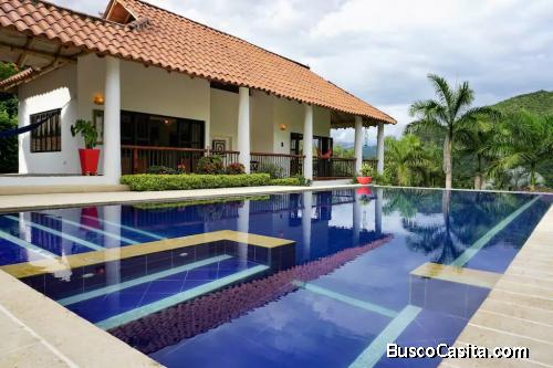 FINCACAMPESTRE LA CAMPANITA