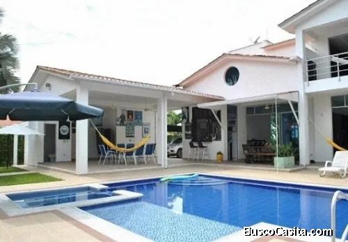 ALQUILER  DE FINCA  EN GUATAPÉ