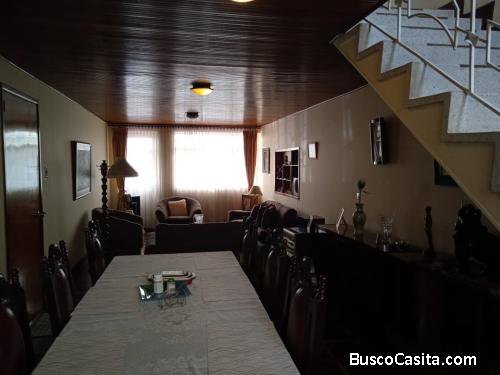 SE VENDE CASA EN J VARGAS BOGOTA