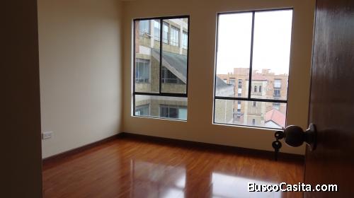 Vendo Apartamento en Bogota frente a Universidad Javeriana Carrera 7 40B-61 Septimo piso dos habitac