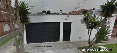 VENDO HERMOSA CASA EN MODELIA