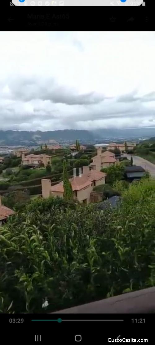 ARRIENDO ENCENILLOS DE SINDAMANOYVISTA PANORMICA CON ASEGURADORA