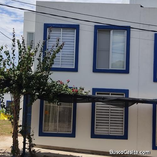 Espectacular casa en conjunto residencial Carmen de Apicalá