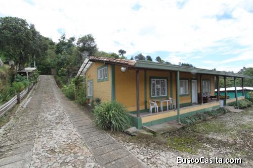 Finca para producción con galpones en Marinilla