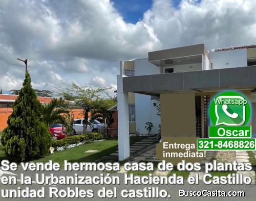 Vendo hermosa casa campestre de 2 plantas esquinera  en la Urb. Hacienda El castillo 