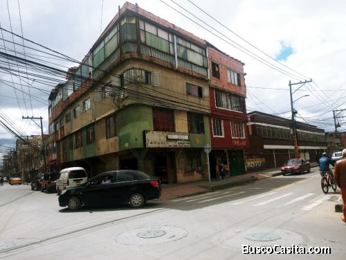 SE VENDE 2 CASAS UNIDAS EN BOSA DANUBIO