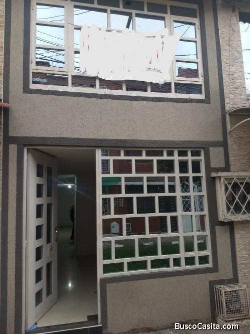 SE VENDE CASA EN EL CARMELO BOGOTÁ