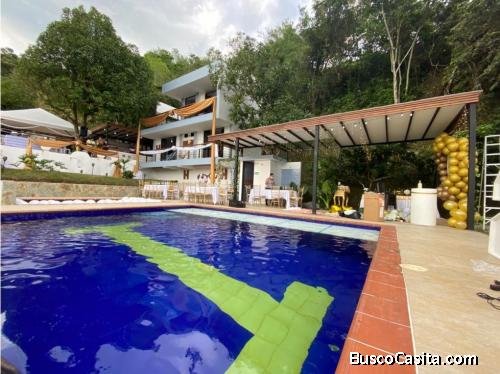 ALQUILO FINCA EXCLUSIVA LOS PINOS