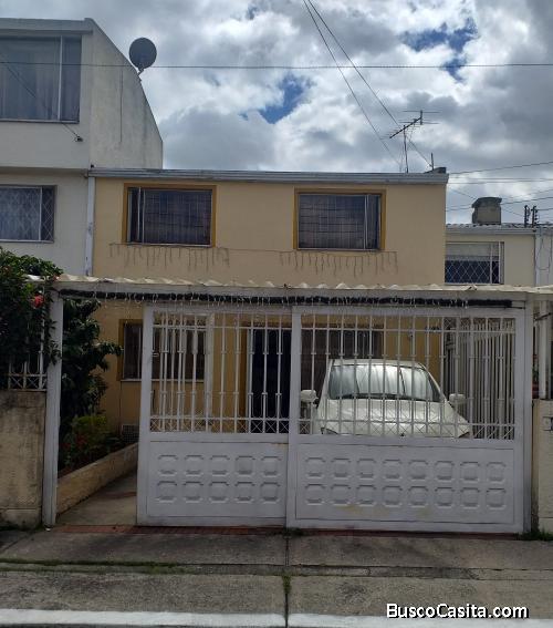 Casa en villa del prado 120mts + 20 parqueo