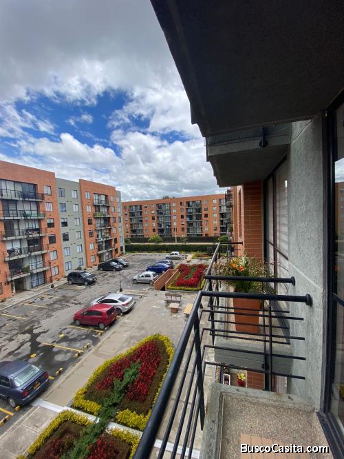 ARRIENDO APTO 69 METROS PARQUE DE LAS FLORES 2 CUARTO PISO NO TIENE ASCENSOR 2 ALCOBAS 2 BAÑOS 1 EST