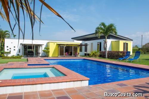 FINCA EN ALQUILER LOS TRONCOS EN PALMIRA