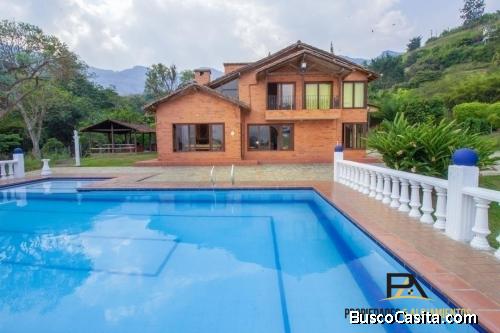 Alquiler de hermosa finca Girardota 