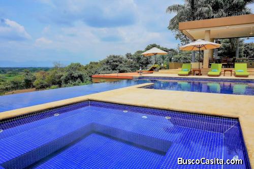 RENTABLE FINCA VILLA RICA PARA NAVIDAD Y AÑO NUEVO