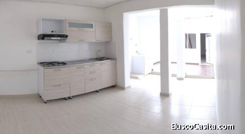 Hermosa casa primer piso en Belén (a 2 cuadras CC Molinos). 100 mts. Estrato 3