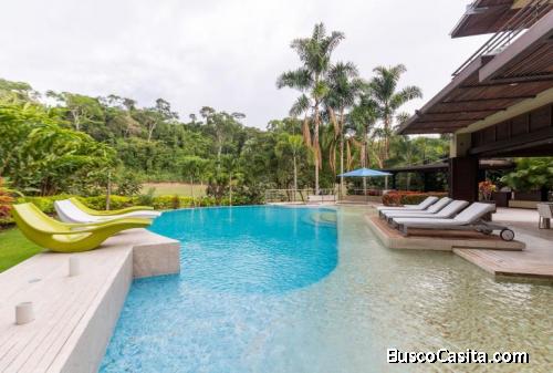 ESPECTACULAR FINCA VILLA LUZ