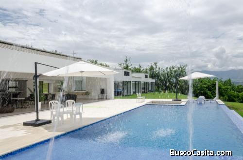 LINDA FINCA CASABLANCA EN VILLETA