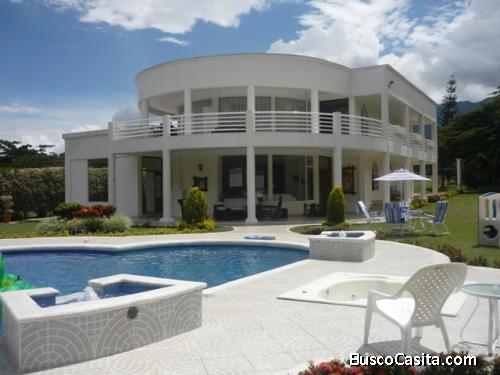 ALQUILO FINCA EL CARAJO EN CARMEN DE APICALA