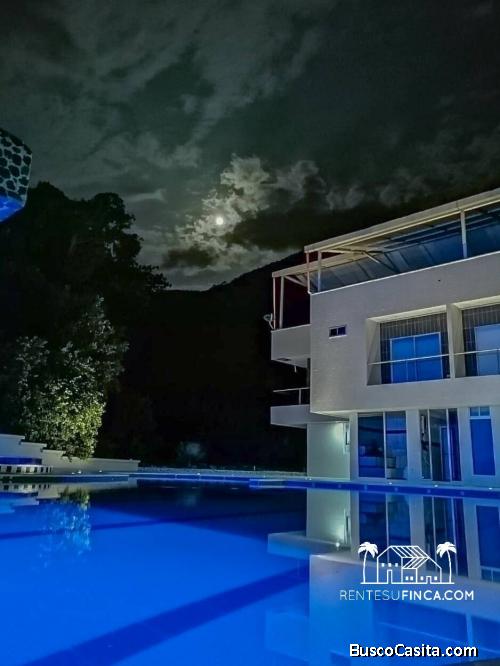 Alquiler de grande y hermosa finca en Venecia cod 204