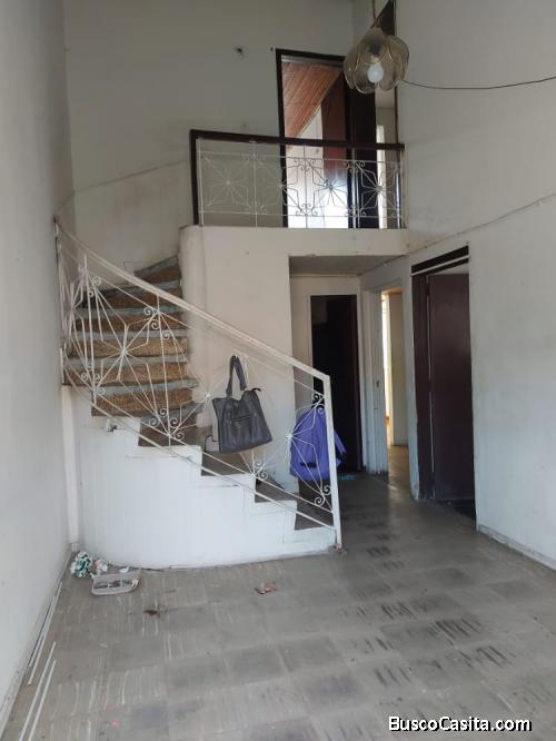 Ganga casa situada en quirigua para remodelar. con mucho potencial. excelente ubicación 