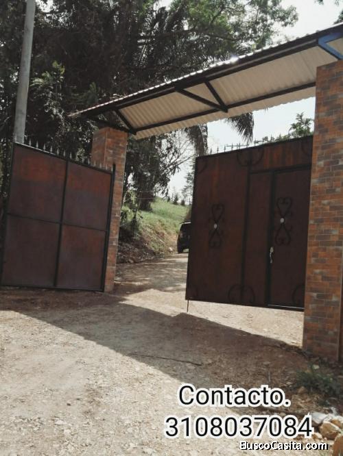  Espectaculares lotes y fincas en clima calido.
