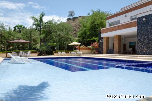 CAMPESTRE FINCA PUJANZA