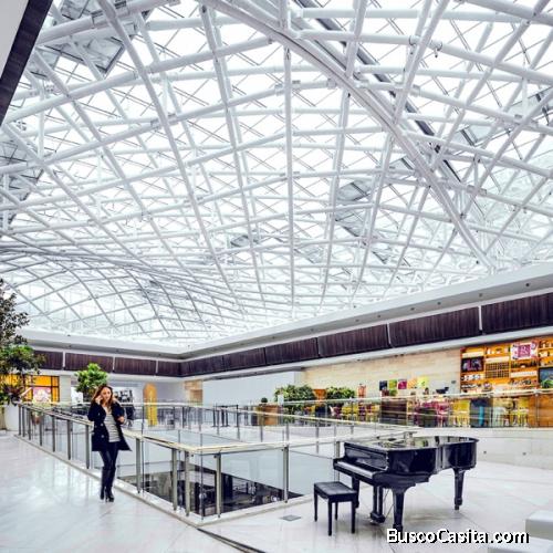 Local plazoleta de comidas Centro Comercial Andino