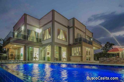 ALOJAMIENTO EN OPCION NUMERO 1 EN ANAPOIMA DISPONIBLE!!