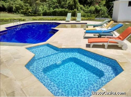 Se alquila hermosa finca en villeta 