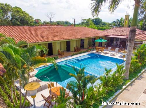 ALQUILO FINCA LA ESCALA  3228912027