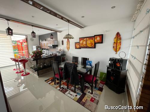 CASA INDEPENDIENTE CHIA VEREDA LA BALSA  2 PISOS  SOL DE MAÑANA Y TARDE 3 HABITACIONES