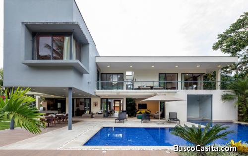 ALQUILO FINCA EL TREBOL EN LA VEGA