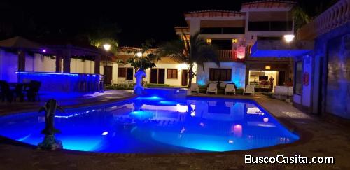 FAMILAR FINCA LOS DELFINES