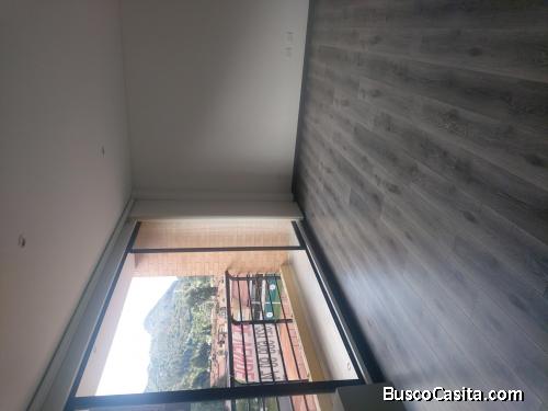 VENDO CHIA APARTAMENTO EXTERIOR VISTA PANORAMICA 3 HABIT  2 PARQUEADEROS. LINDISIMO 