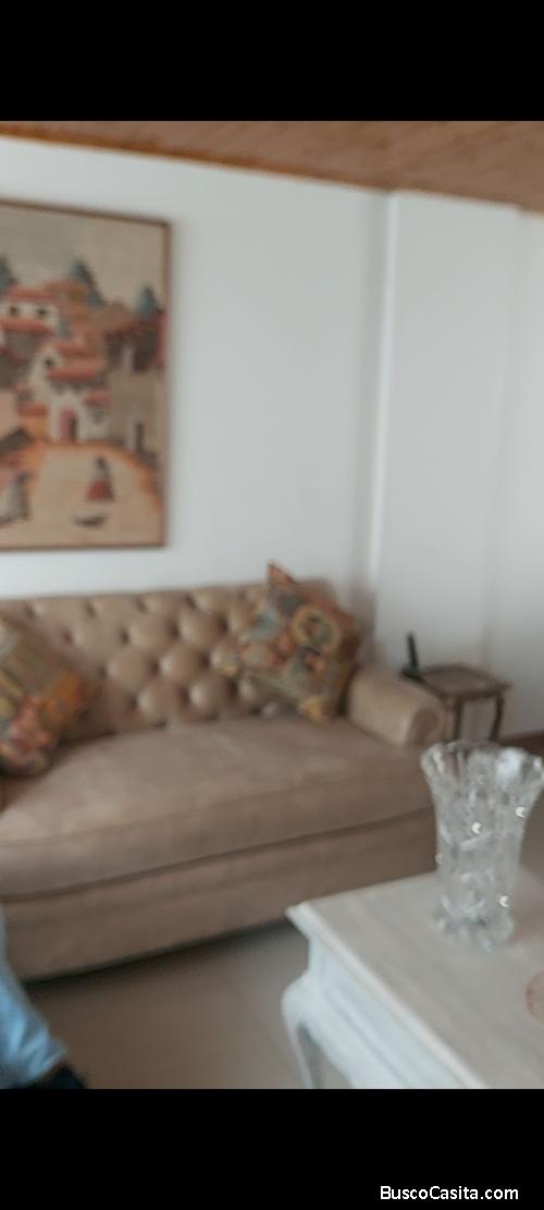 VENDO CASA DOS PISOS REMODELADA  DE 96.71 METROS  3 HABITACIONES CON CLOCERT , ESTUDIO, RECIBIDOR, 2