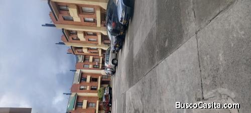 CASA  CONJUNTO  CLINICA CARDIOINFANTL BTA   4 NIVELES 4 HABITACIONES ESTRATO 4  UN PARQUEADERO