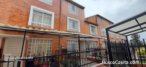 SE VENDE CASA EN MOSQUERA CONJUNTO EL PARAISO