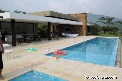 ALQUILO FINCA LA PERLA