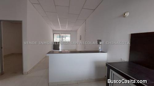 VENDO CASA EN CHINACOTA 