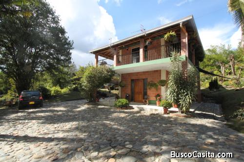 Finca en Guarne, unidad Cerrada